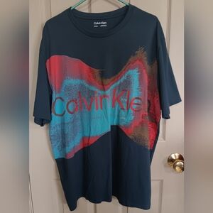 NWT 100% Cotton Calvin Klein Graphic T-Shirt in Blue and Red - XL